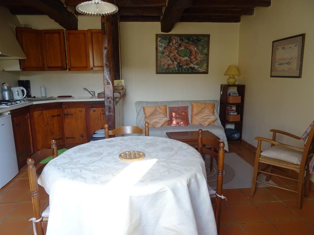 La Maison Des Cornieres Fourcès Εξωτερικό φωτογραφία